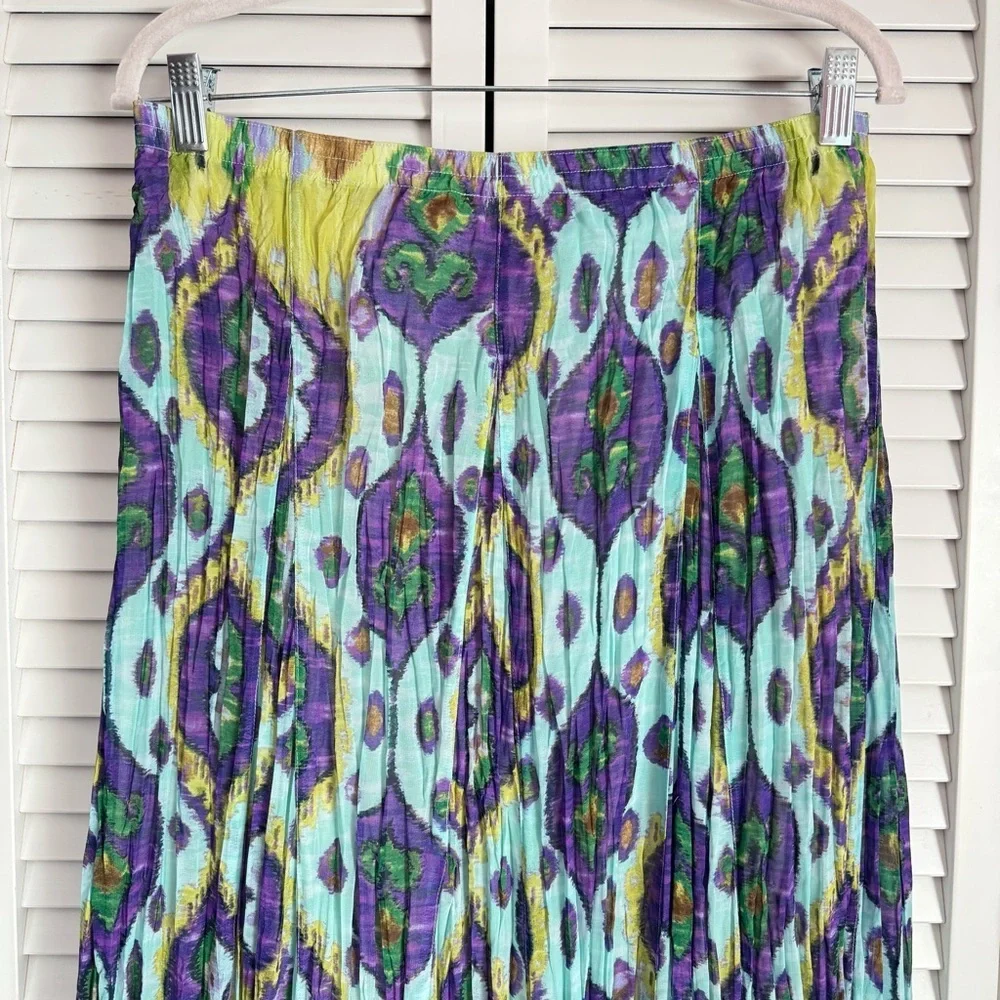 Chico's Pleated Crinkle Broomstick Pull-On Maxi Skirt Abstract Peacock Size 1